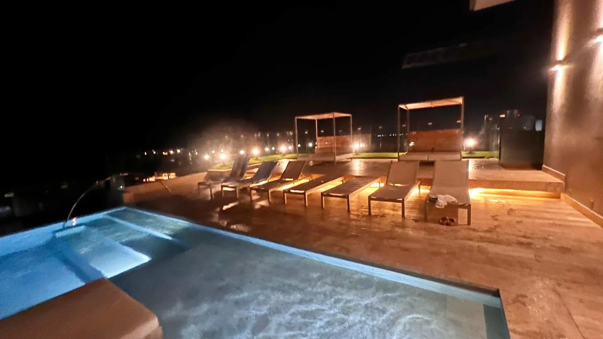 Murano Centro1 26Floor,Rooftop,Infinity Pool & Views By Imz Cartagena